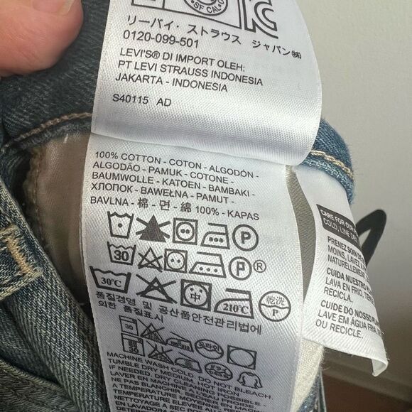 Levi's Women's Distressed Cutoff Jeans Denim Shorts Blue Size 28 - Picture 10 of 12